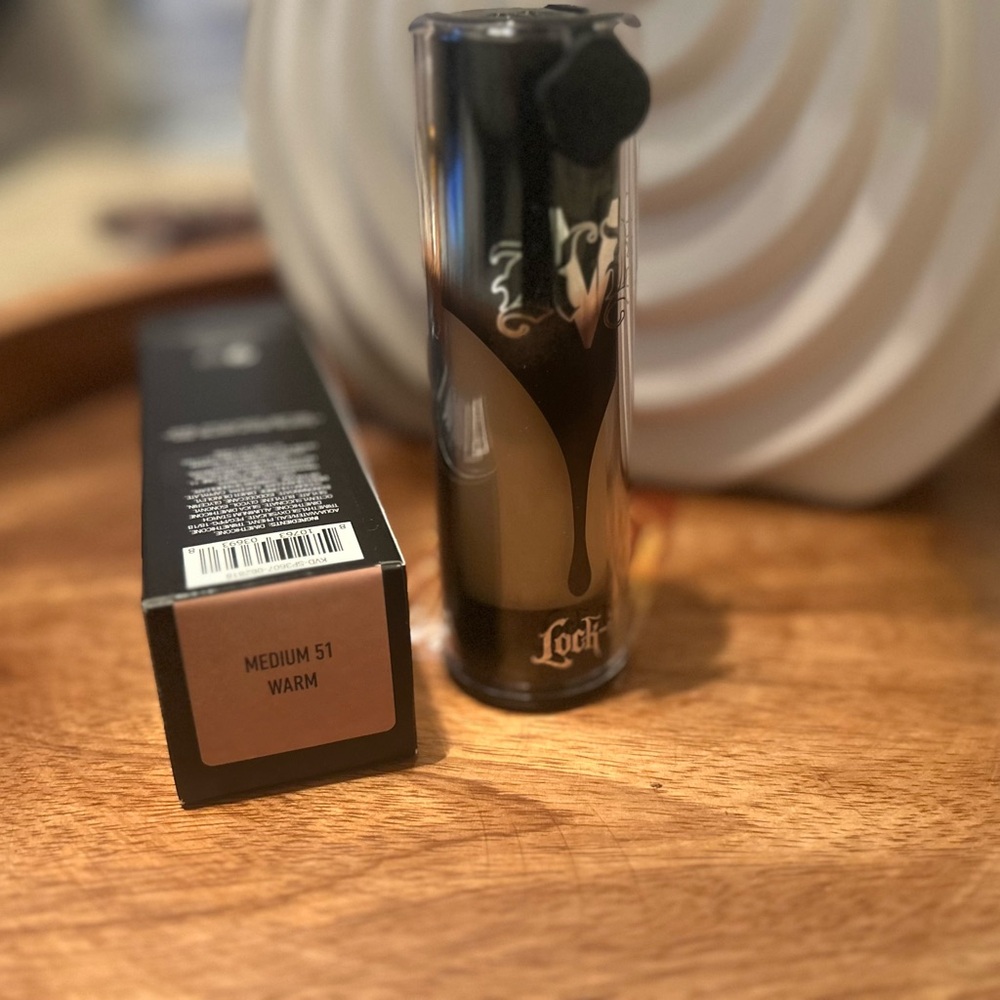 KVD Lock It Foundation